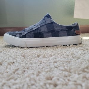 Women's Blowfish MARLEY Slip On Sneakers Gray Black Buffalo Check Size 7.5